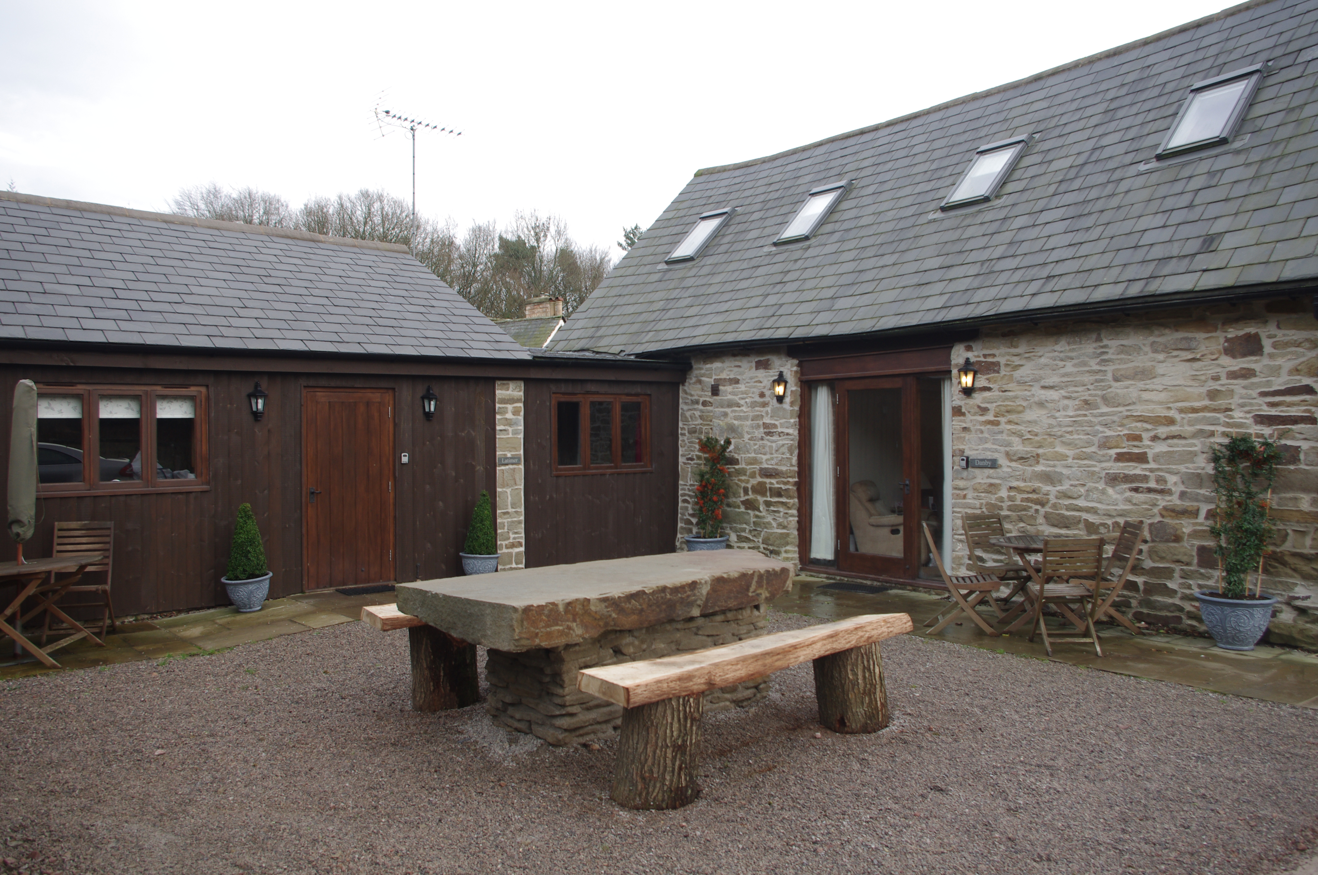 5cf9614217cf4f1e976105c17a595016.0 Forest of Dean Lodges