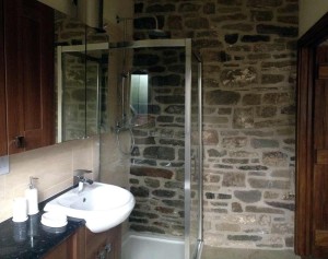 Latimer Bathroom 2 Forest of Dean Lodges